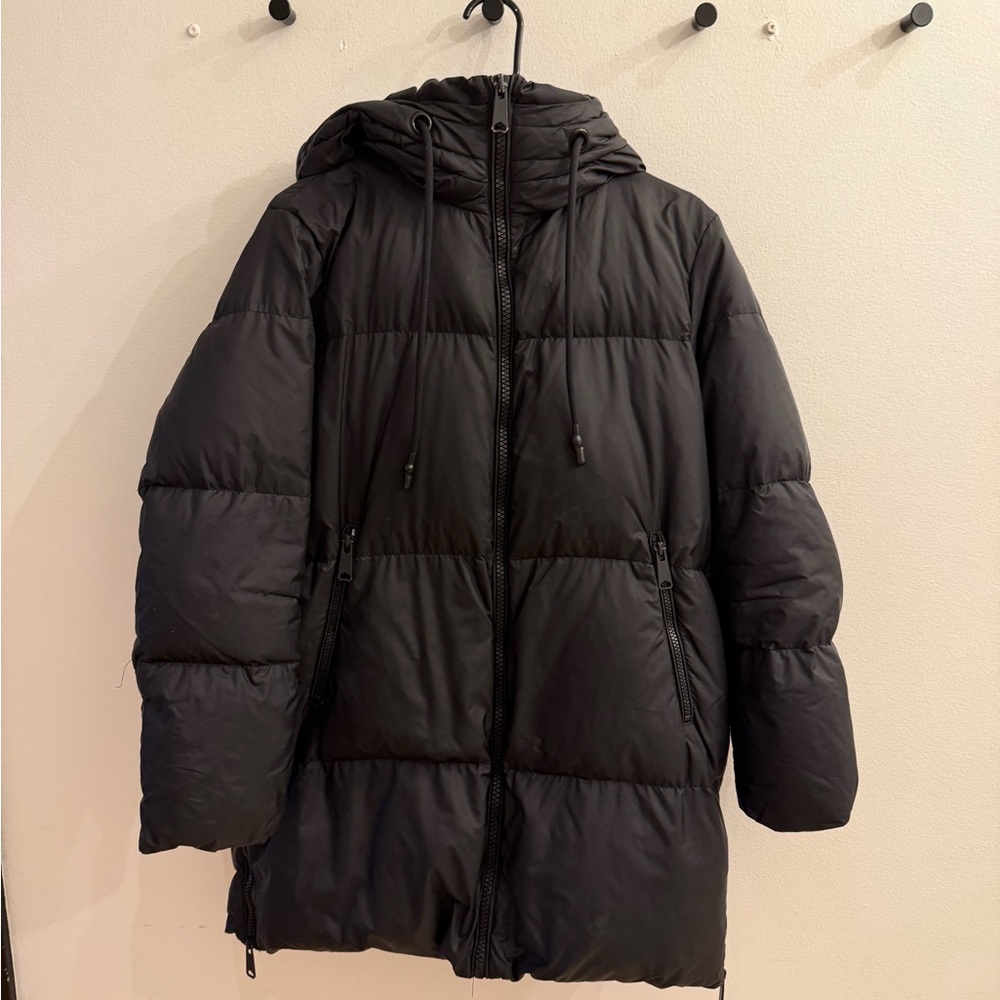 Zara Black Puffer Jacket with Hood
